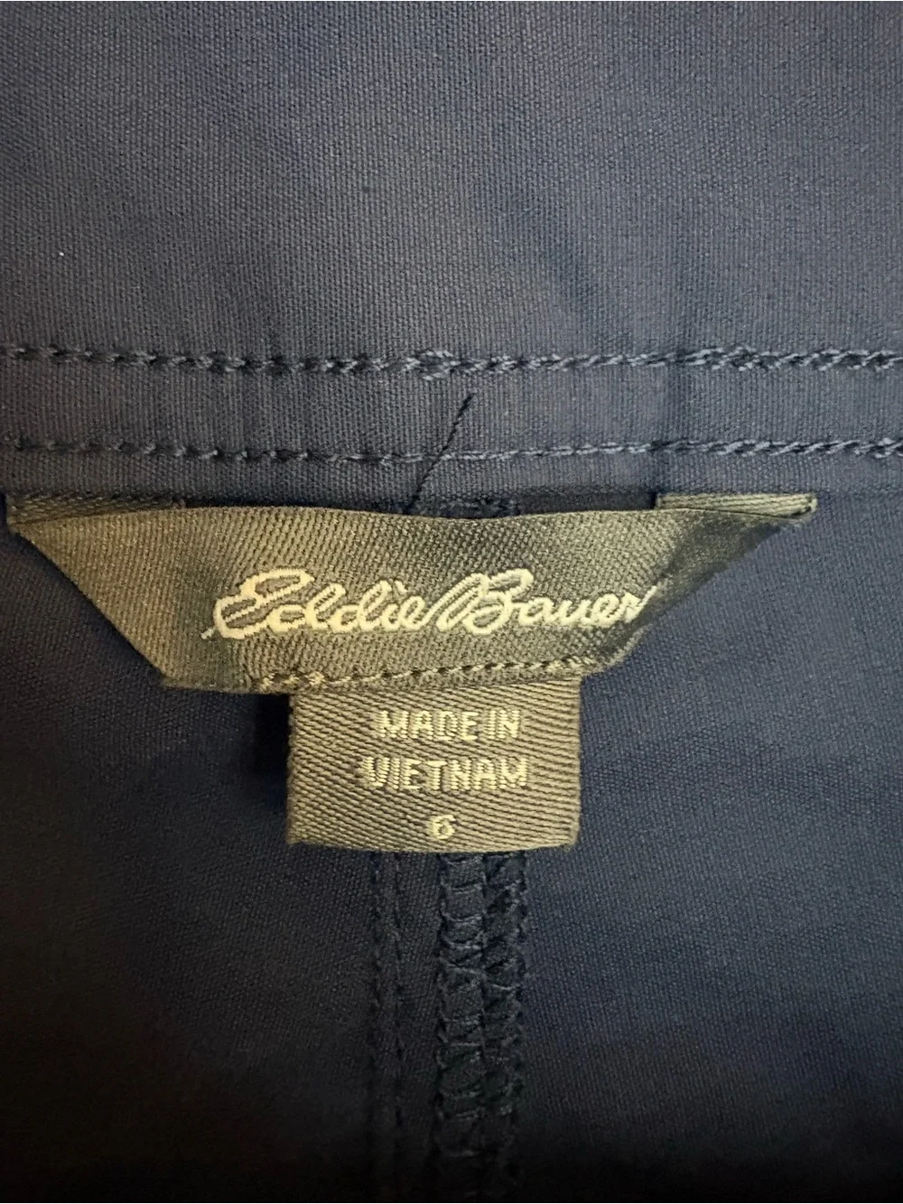 Eddie Bauer Navy Blue Cargo Hiking Shorts Size 6